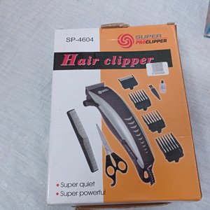 Cuatro piezas: lámpara infantil led + maquina para exfoliar + lámpara solar + cortadora de cabello. - imagen 6