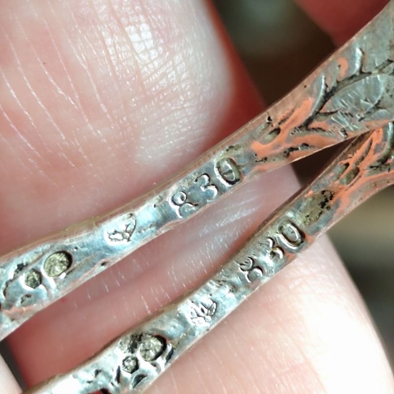 Cucharitas labradas selladas de plata con motivo rosas - imagen 4