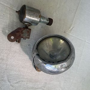Lote anterior: Farol Redondo y Dinamo Miller para Bicicleta Antigua