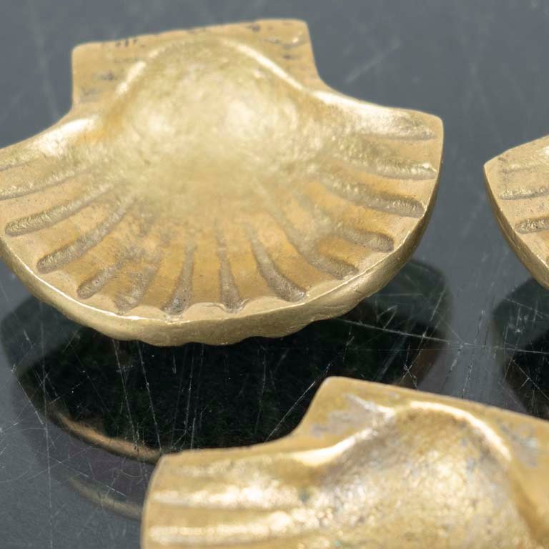 Bronce despojadores con forma coquilla - imagen 2