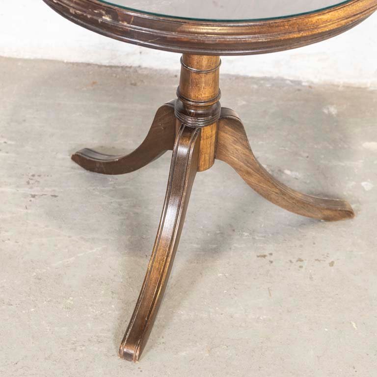 Mesa de sala circular con pie trípode y tapa de vidrio - imagen 2