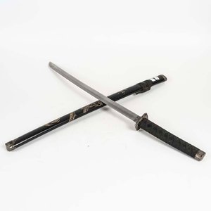 Lote anterior: Katana Moderna Decorativa con Funda