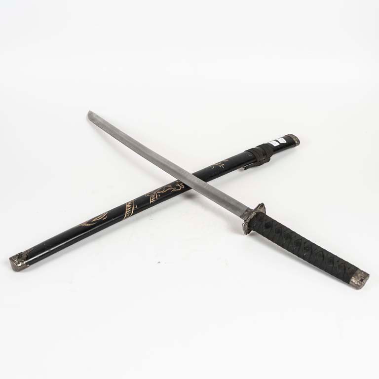 Katana Moderna Decorativa con Funda