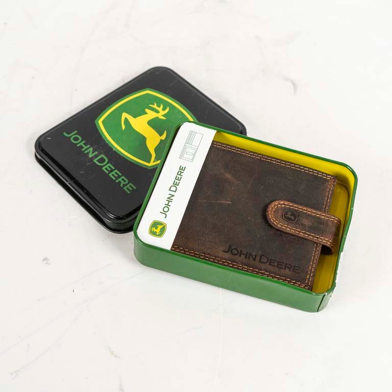 Billetera John Deere de Cuero Marrón con Caja Metálica Nueva