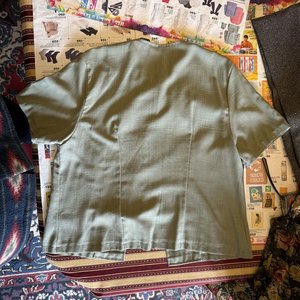 Conjunto Vestido Largo Estampado con Flores y Saco Corto Verde Oliva - imagen 8