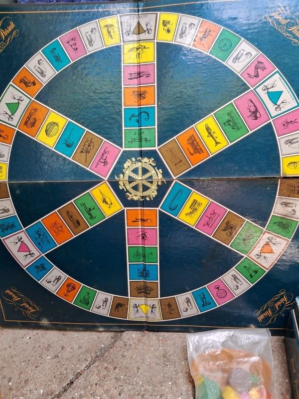 Juego de mesa Trivia Pursuit edición Genus - imagen 2