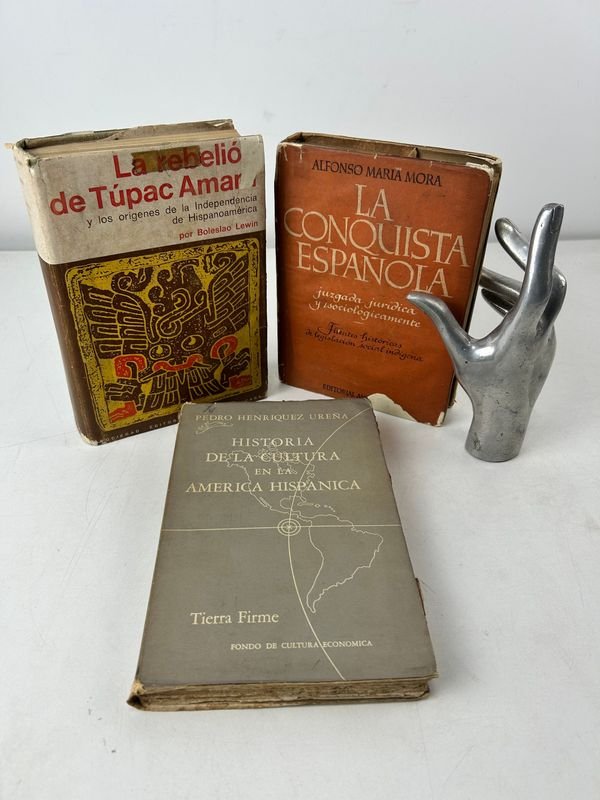 Lote anterior: Libros históricos sobre Hispanoamérica: Túpac Amaru, Conquista Española y Cultura en la América Hispánica