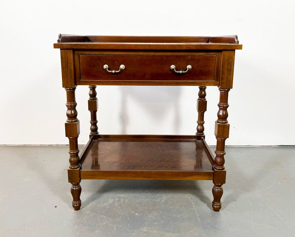 Mesa Auxiliar Inglesa de Caoba con Cajón y Balda