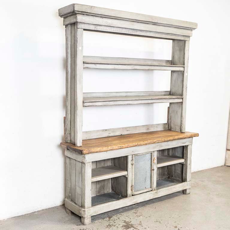 Lote siguiente: Mueble rústico con estantería y detalles en la pintura y madera