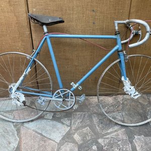 Bicicleta de Carreras Clásica Celeste con Asiento de Cuero - imagen 2