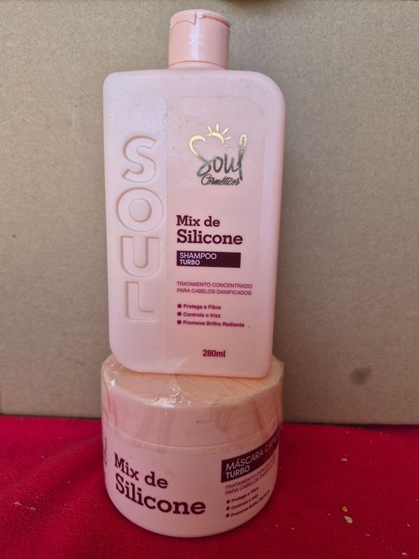 Kit Soul Cosmétics Shampoo y Máscara Capilar Silicona