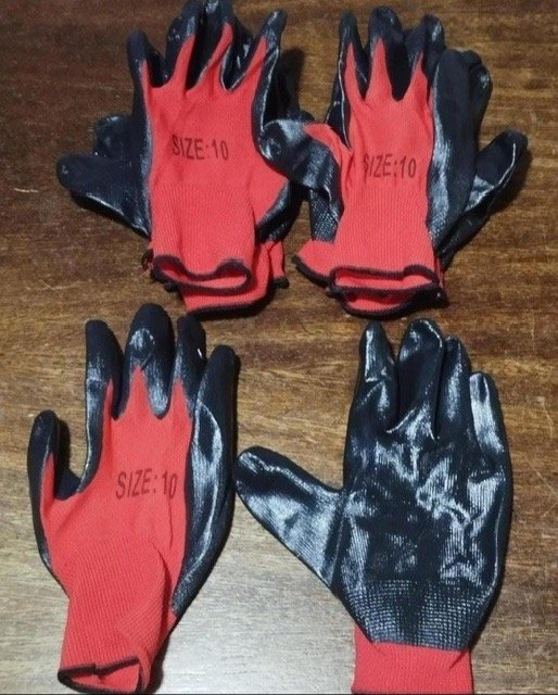 Lote anterior: Guantes de cuero negro y rojo