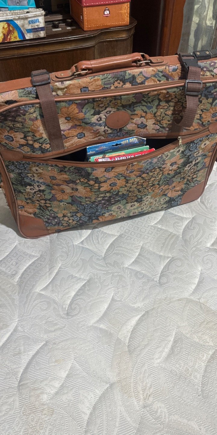 Valija Vintage con Estampado Floral