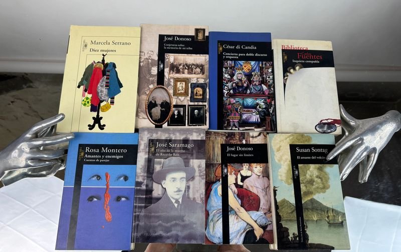 Colección de libros de narrativa contemporánea y ensayo - imagen 1