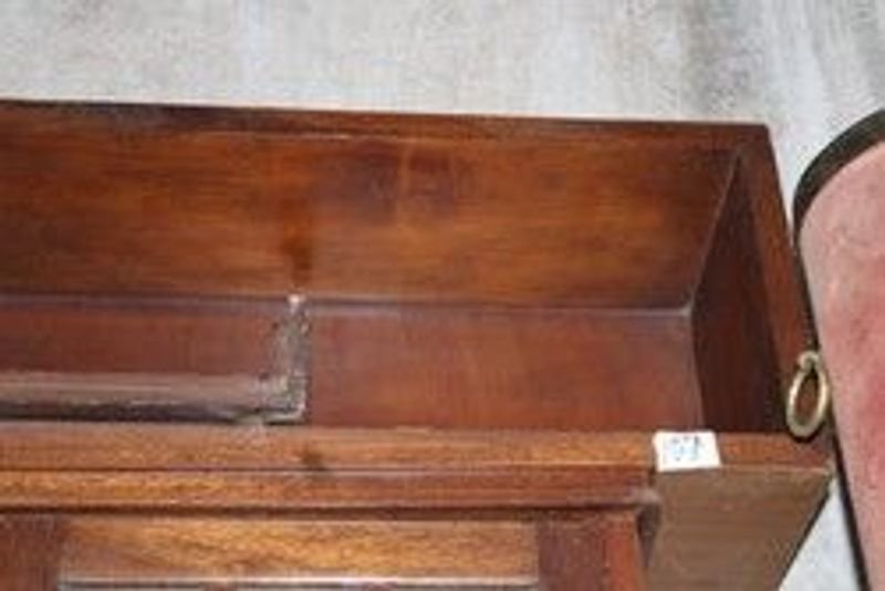 Item 855982 - Image 1