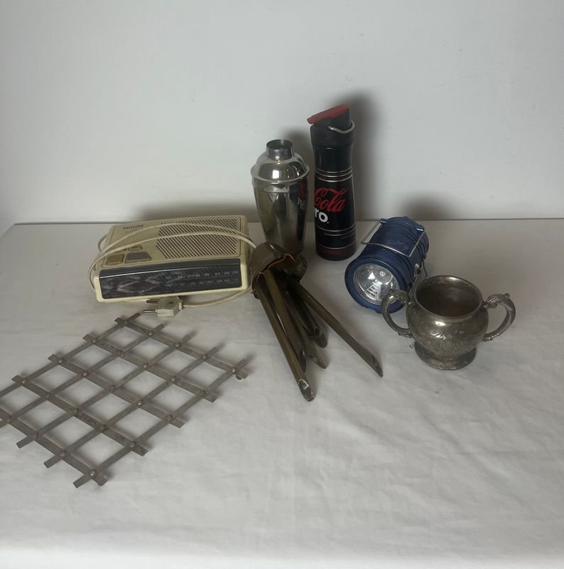Lote siguiente: Colección de artículos vintage