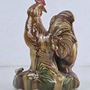 Grupo de cerámica: gallo, gallina y pollitos - imagen 6