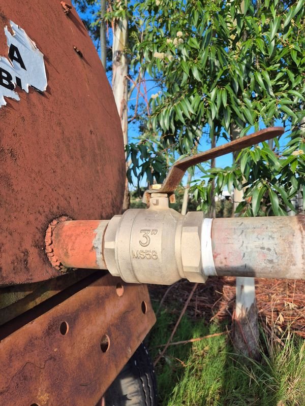 Tanque Cisterna en Acero de Alto Calibre con Gran Llave de Paso - imagen 4