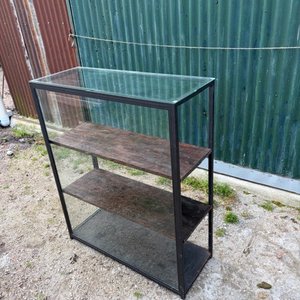 Exhibidor de Hierro, Madera y Vidrio - imagen 3
