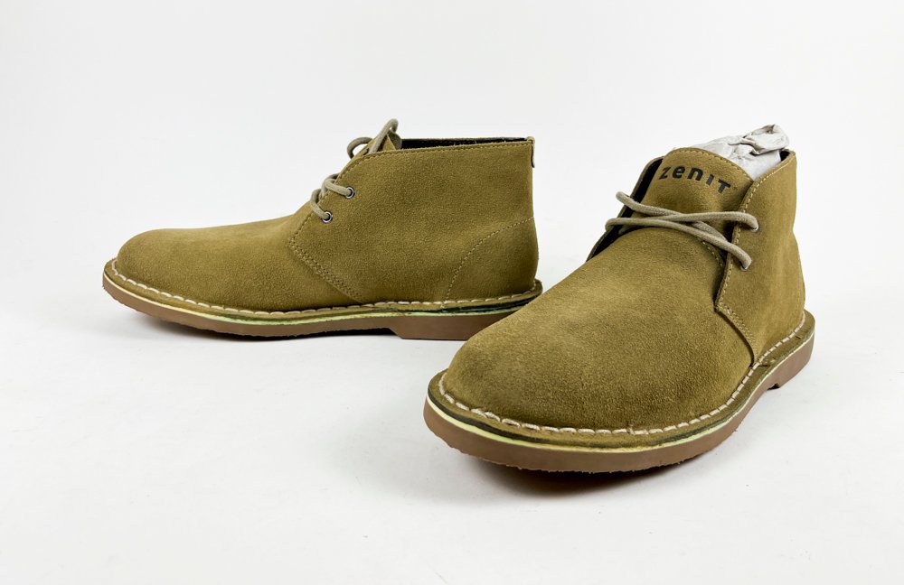 Lote anterior: Botas de gamuza Zenit, color beige, talle 40