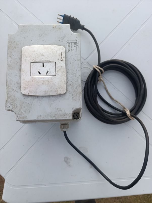 Lote siguiente: Accesorios para Vehículos - Conjunto de accesorios eléctricos