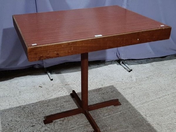 Mesa Rectangular con Tapa de Cerámica y Base de Hierro - imagen 1