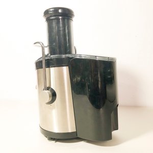 Extractor de Jugo Enxuta Plateado y Negro Funcional - imagen 3