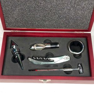 Set de Accesorios para Vino en Caja de Madera - imagen 2