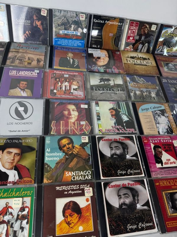 Colección de 42 CDs de Tango y Música Popular Argentina - imagen 3