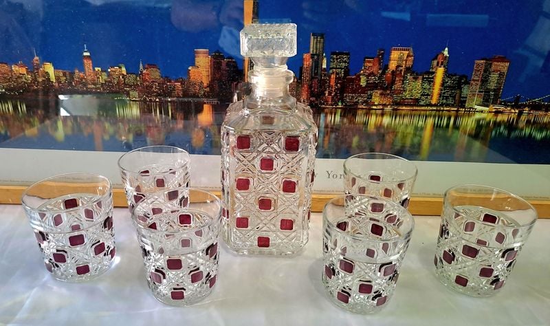 ¡VINTAGE IMPERDIBLES! Cristalería Francesa, Juguetes Retro y Modernos, Mascotas y más!