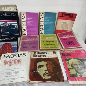 Lote siguiente: Lote de Revistas Facetas, Cuadernos de Marcha y Temas