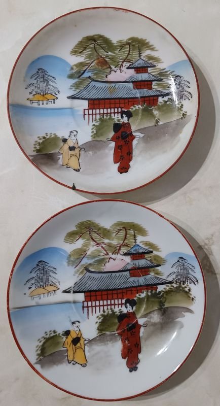 Platillos de Porcelana JAPONESA pintados a mano. Decó; Geishas y paisaje. - imagen 4
