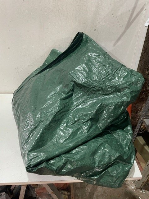 Item 27998 - Image 0