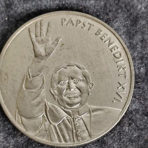Lote siguiente: Medalla Papal Papa Benedicto XVI Año 2006