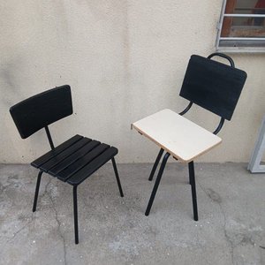 Lote de 2 Sillas de Madera y Hierro, Una Giratoria - imagen 2