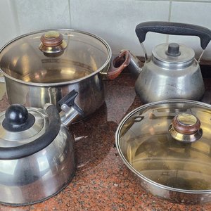 Variedad de Ollas, Cacerolas y Termo de Acero Inoxidable - imagen 2