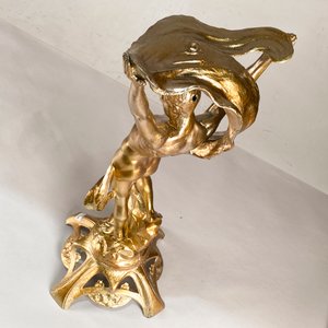 Figura Decorativa Caballero con Toga Metálica Dorada - 44 cm - imagen 5