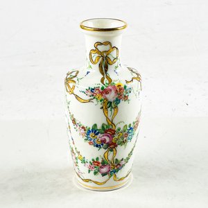 Florero capodimonte blanco floral 16 cm - imagen 1
