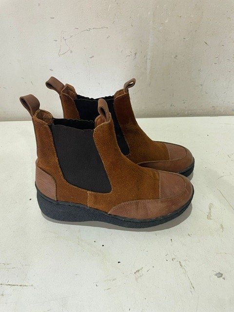 Item 27354 - Image 0