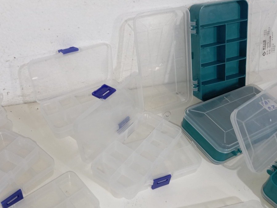 Cajas de plástico organizadoras y doble tapa - imagen 3