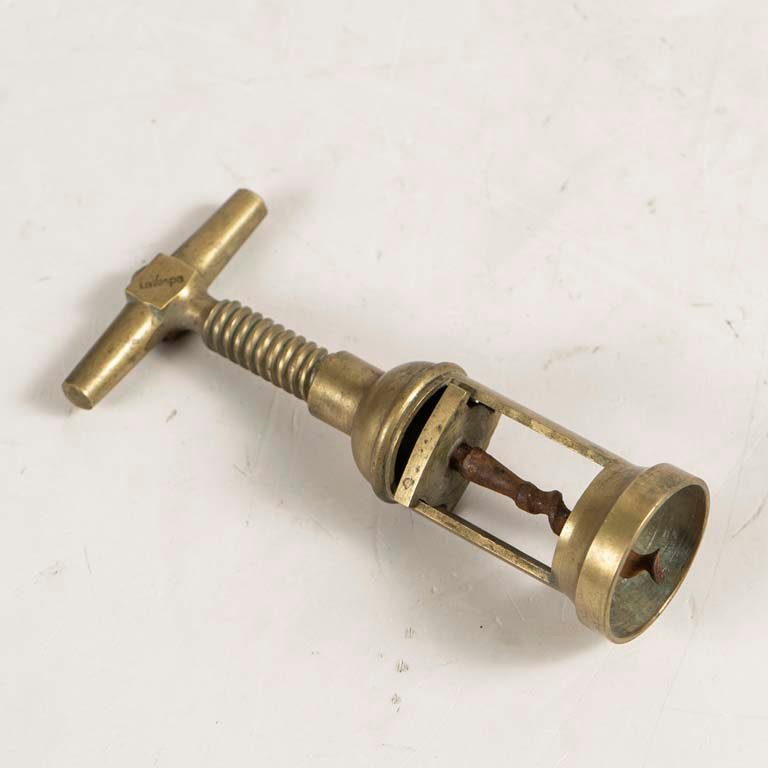 Lote anterior: Sacacorcho bronce italiano de 14cm