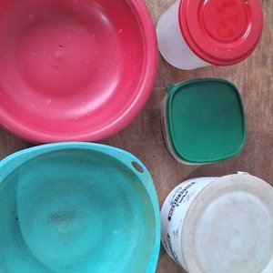 Lote siguiente: Set de Recipientes Plásticos para Cocina