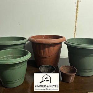 Lote de 6 Macetas de Plástico Variadas - imagen 3