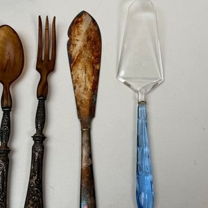 Lote Variado de Cubiertos: Cuchillos Solingen, Cucharas, Tenedores y Utensilios - imagen 10