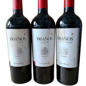 Lote anterior: Set de 3 Botellas de Vino Tannat Gimenez Mendez 100 Años Reserva Familiar 750ml