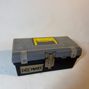 Lote anterior: Valija Dremel con Insumos para Torno de Mano
