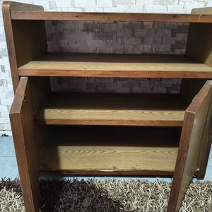 Mesa de TV con Estantes y Puertas - imagen 2