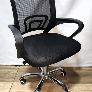 Silla de Escritorio Giratoria Negra con Respaldo Lumbar en Malla - imagen 2