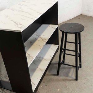 Isla de Cocina Melamínica Efecto Mármol con Dos Taburetes Metálicos - imagen 3
