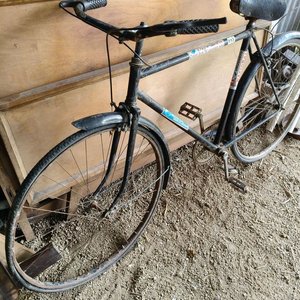 Bicicleta Antigua de Paseo Negra - imagen 3